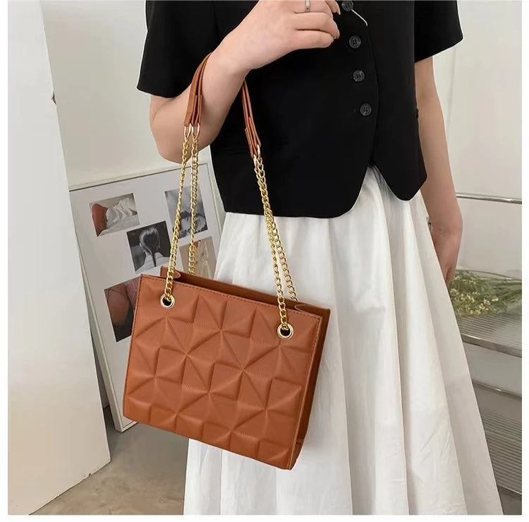 Chain bag 2024 new fashion casual women's bag Western style one-shoulder messenger girls students female underarm bag-4