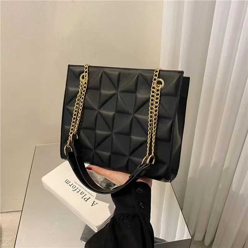 Chain bag 2024 new fashion casual women's bag Western style one-shoulder messenger girls students female underarm bag-7